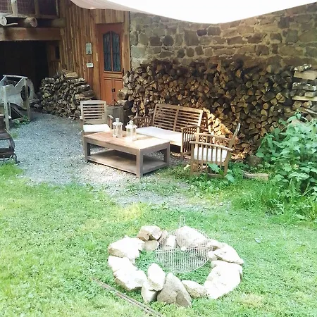 Σπίτι διακοπών Afgelegen Naast Rivier Omringd Door Bossen In Bergachtige Omgeving